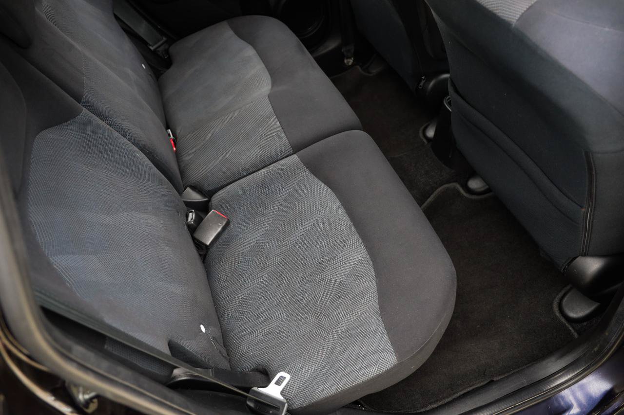 Used 2010 Honda Fit Sport image 12