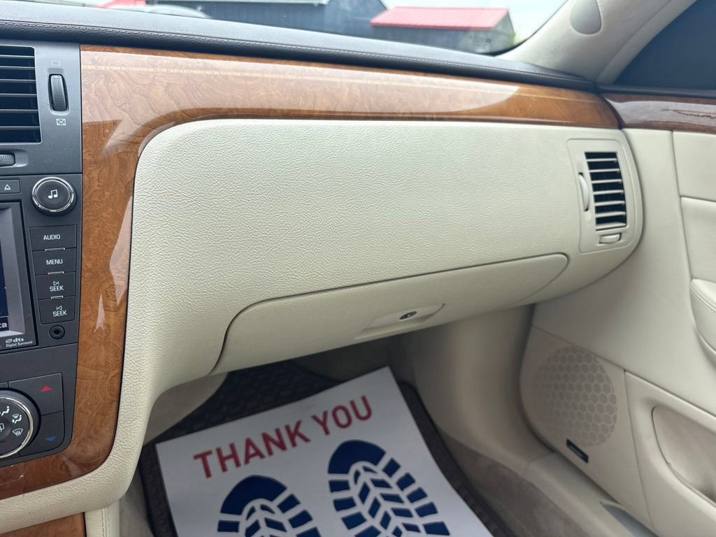 Used 2011 Cadillac DTS Platinum FWD image 24