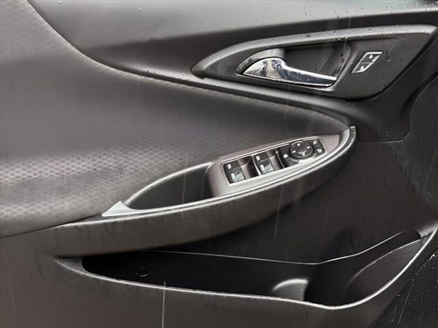 Used 2023 Chevrolet Malibu LS image 16