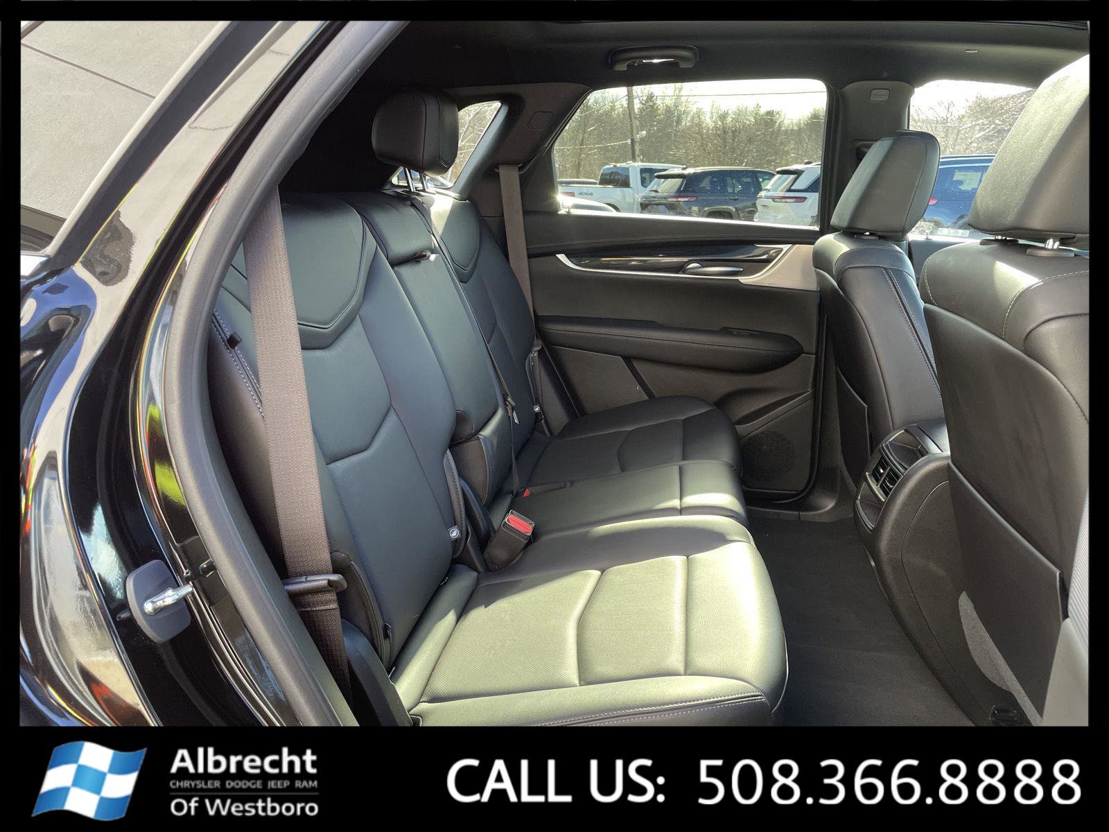 Used 2024 Cadillac XT5 Premium Luxury w/ Technology Package image 17