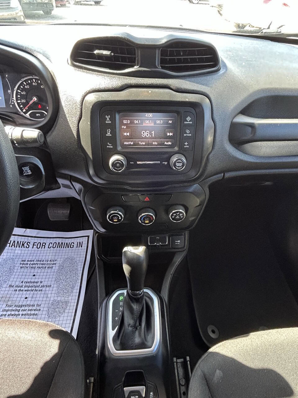 Used 2020 Jeep Renegade Sport FWD image 11