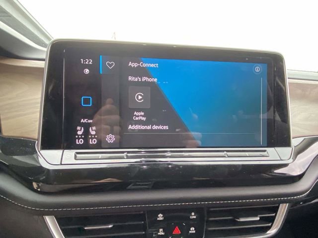 Used 2025 Volkswagen Atlas SE image 14