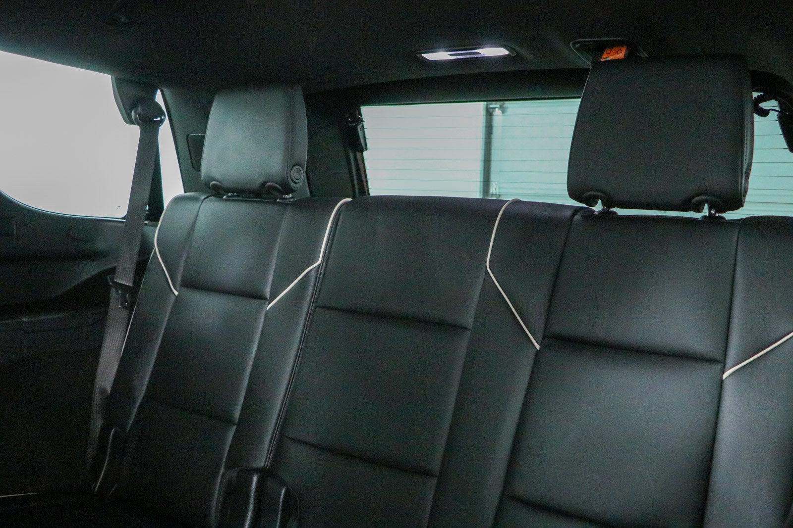 Used 2024 Cadillac Escalade Sport w/ LPO, ONYX Package AWD/4WD image 31
