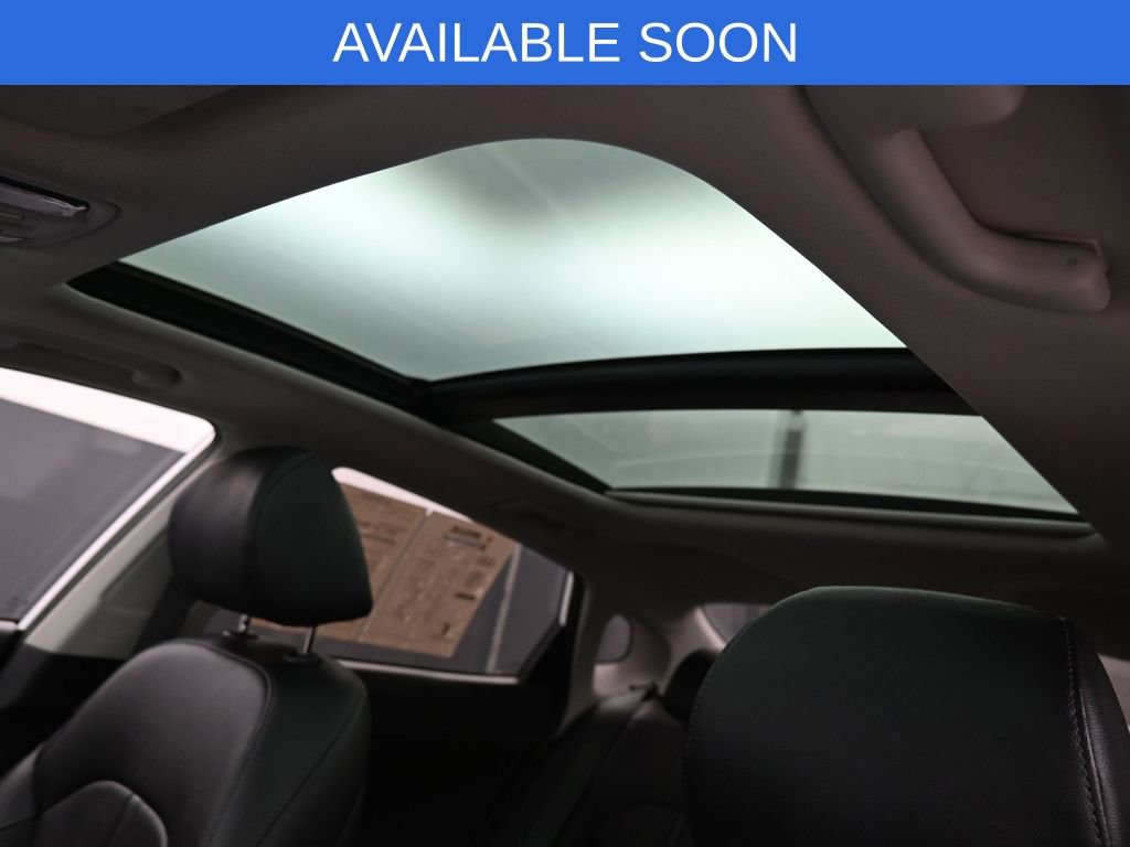 Used 2020 Kia Optima Premium image 31