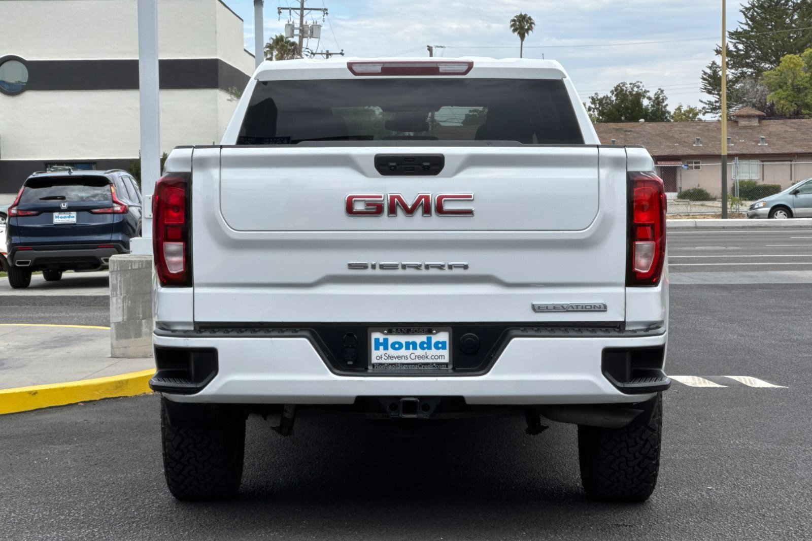 Used 2022 GMC Sierra 1500 Elevation AWD/4WD image 9