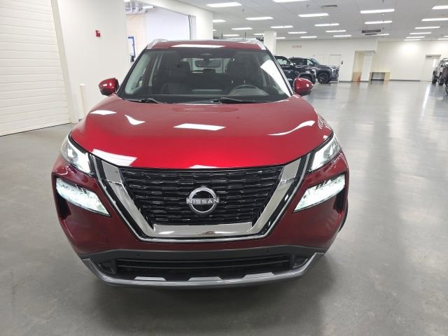 Used 2023 Nissan Rogue SL w/ SL Premium Package AWD/4WD image 2