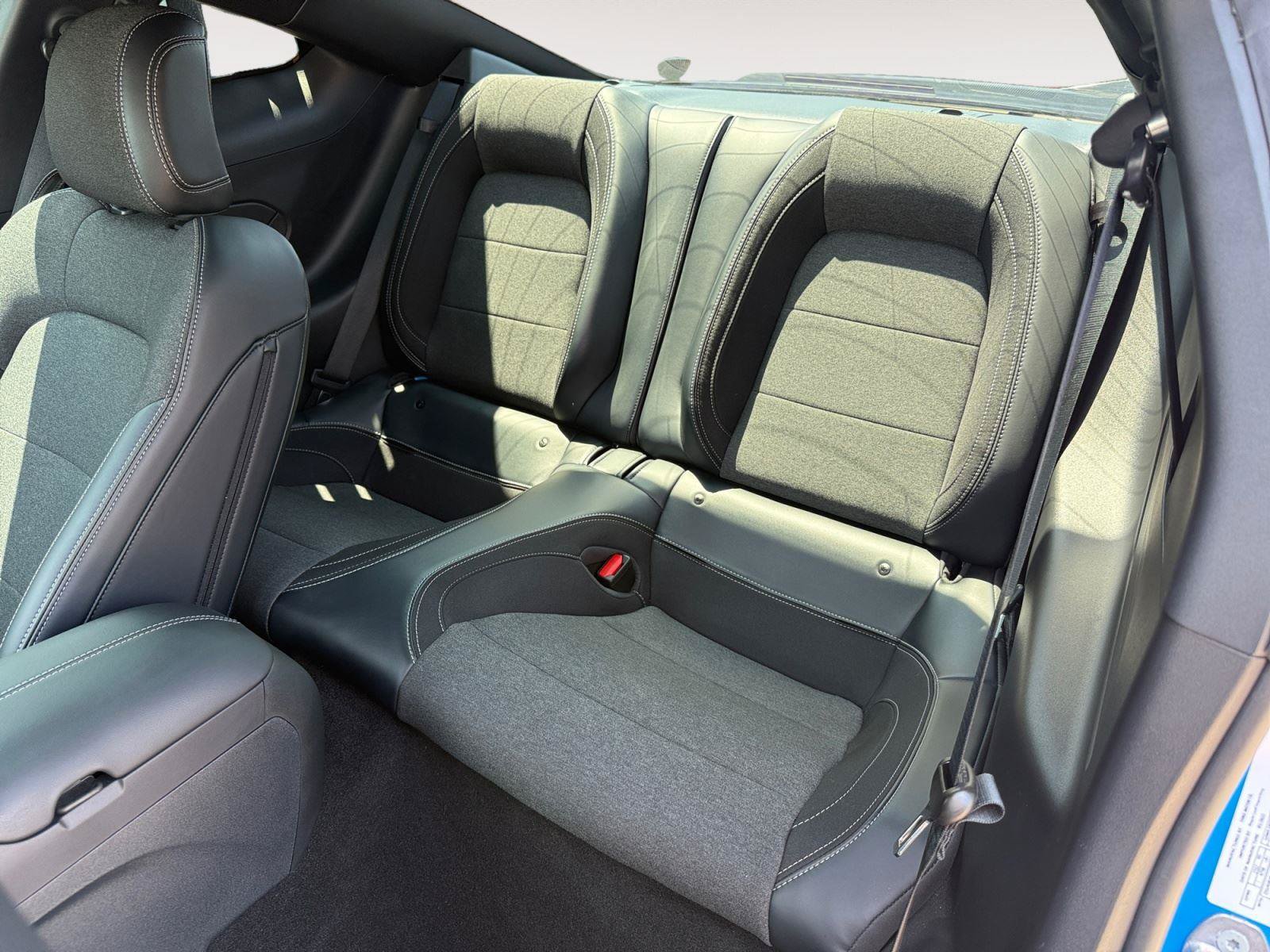 Used 2025 Ford Mustang GT RWD image 18