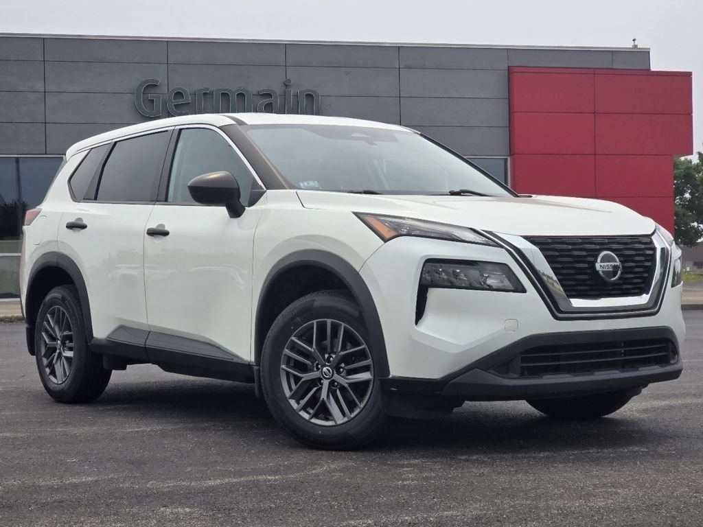 Used 2021 Nissan Rogue S AWD/4WD image 2
