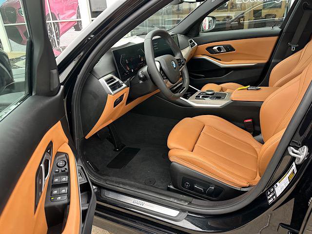 Certified 2025 BMW 330i xDrive 330i xDrive Sedan w/ Premium Package image 15