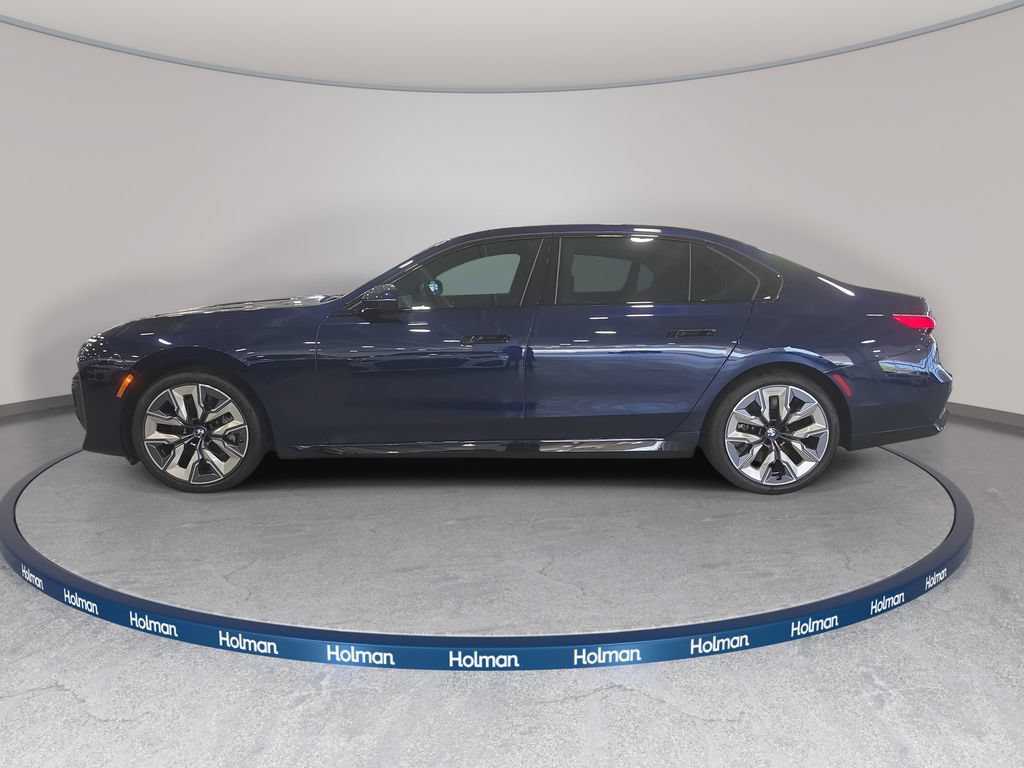 Certified 2023 BMW 760i xDrive AWD/4WD image 8