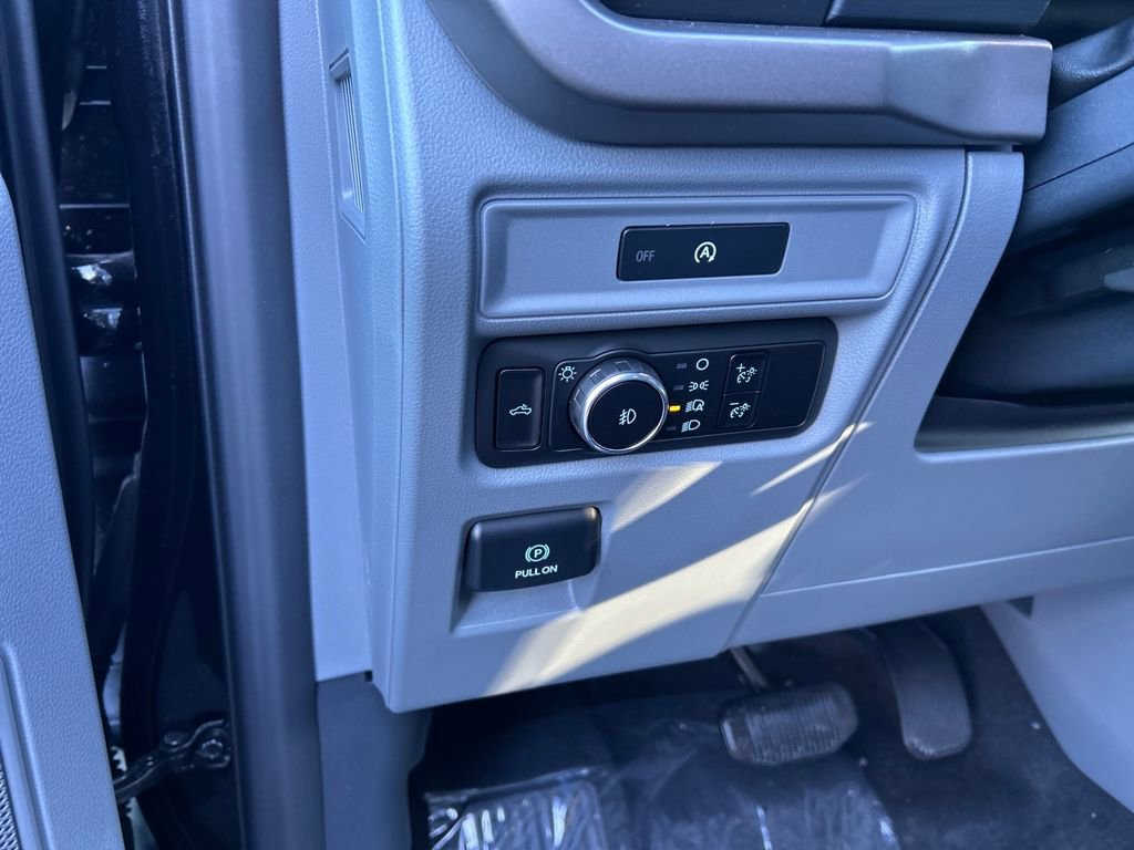 New 2025 Ford F150 XLT w/ Equipment Group 301A Standard image 26