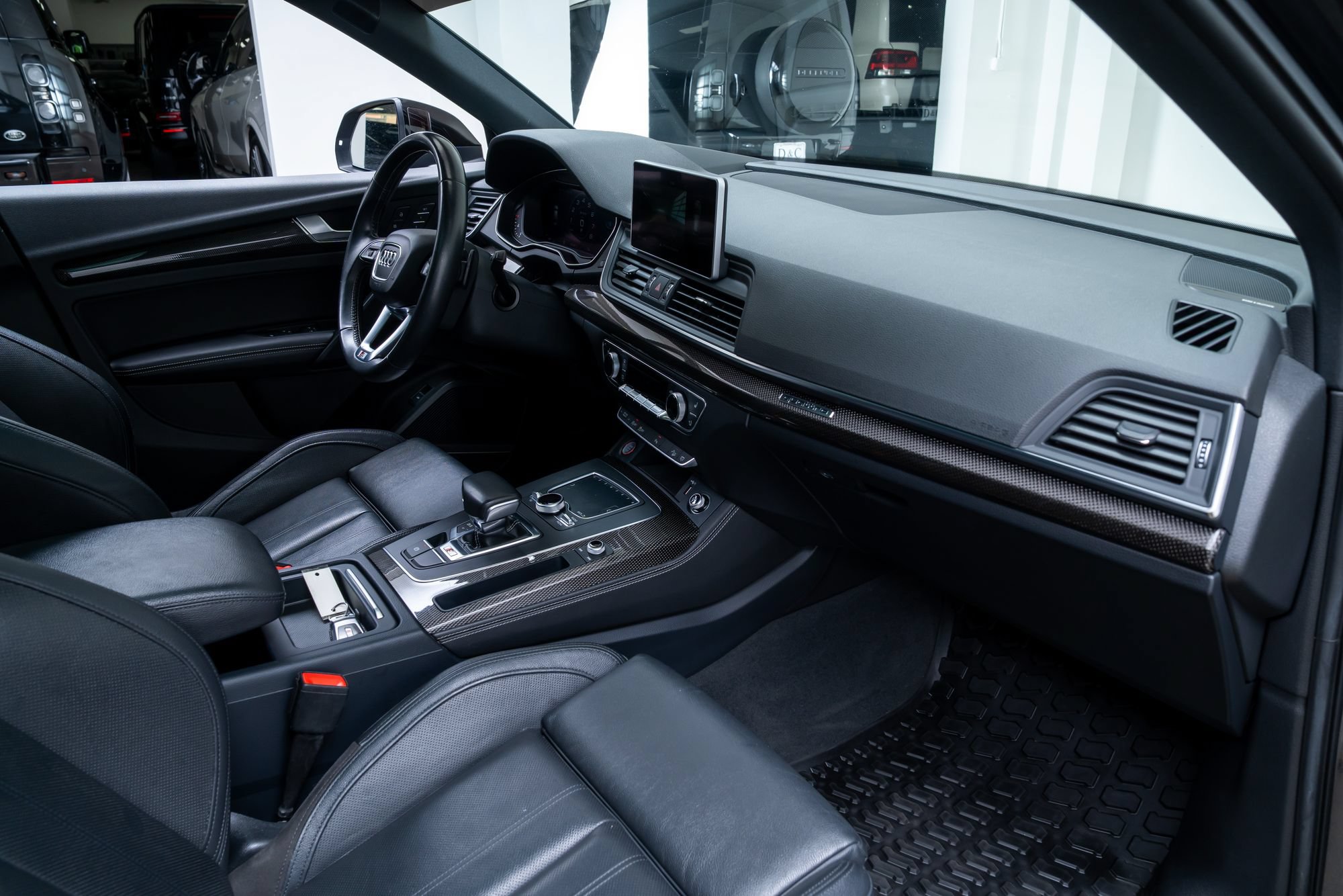 Used 2018 Audi SQ5 Prestige w/ Prestige Package AWD/4WD image 29