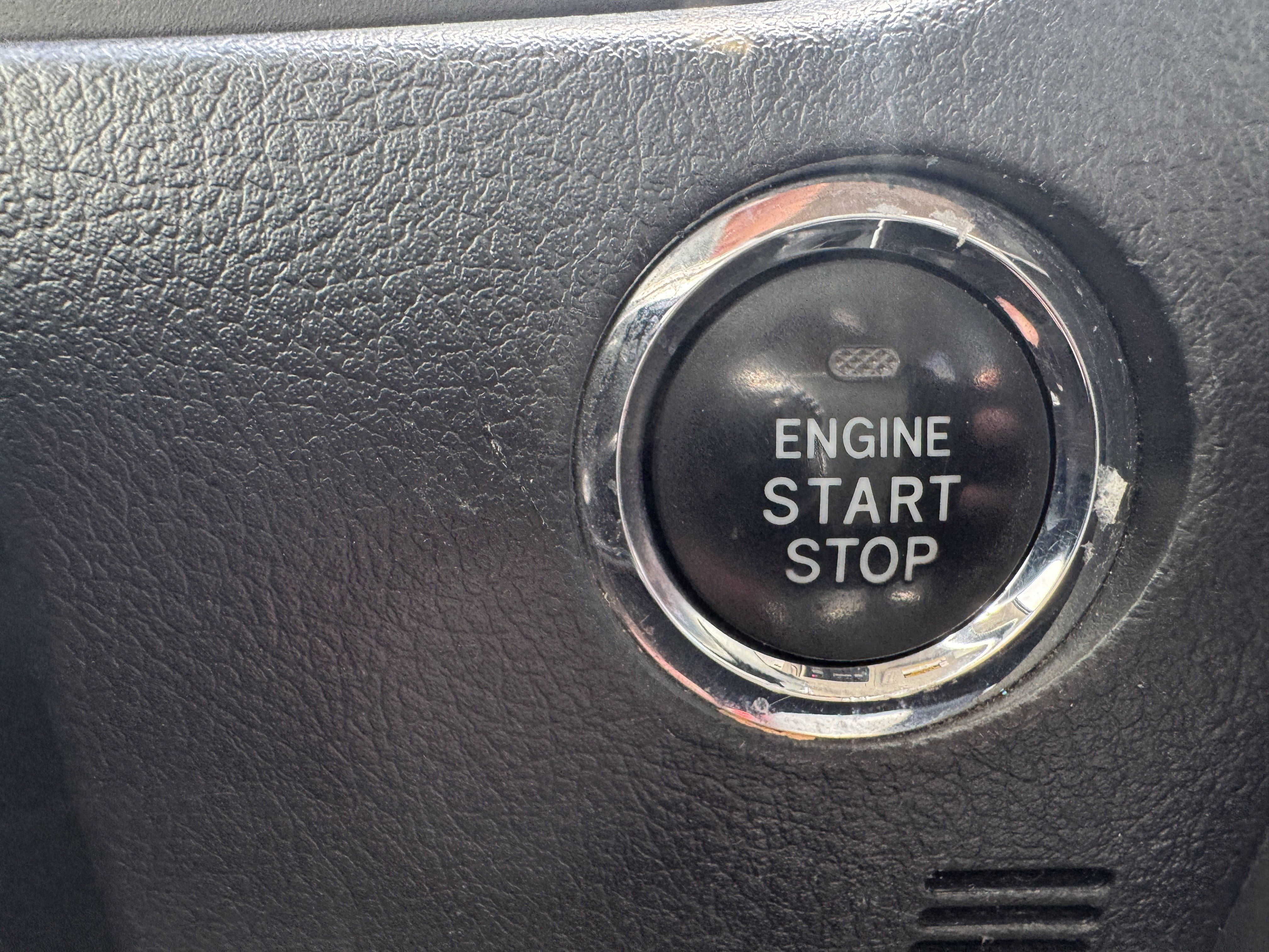 Used 2017 Toyota 4Runner Limited image 33