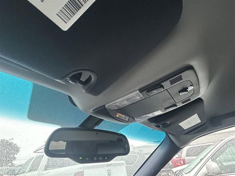 Used 2010 Cadillac DTS Funeral Coach image 17