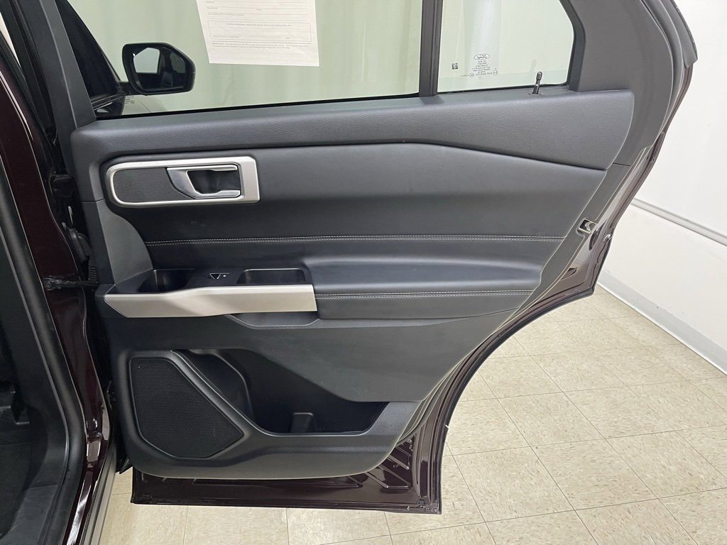 Used 2023 Ford Explorer XLT w/ Equipment Group 202A image 14