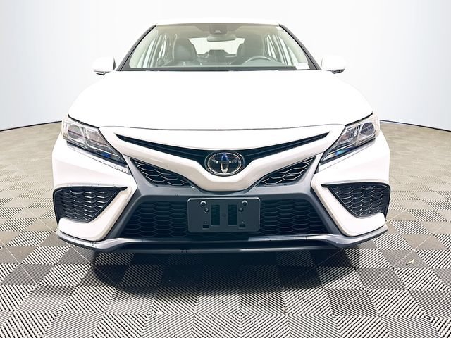 Certified 2024 Toyota Camry SE FWD image 3