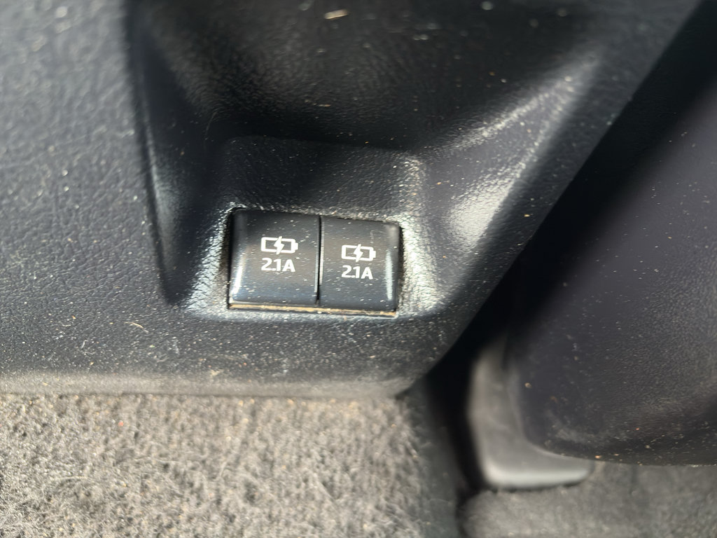 Used 2022 Toyota 4Runner Limited RWD image 18