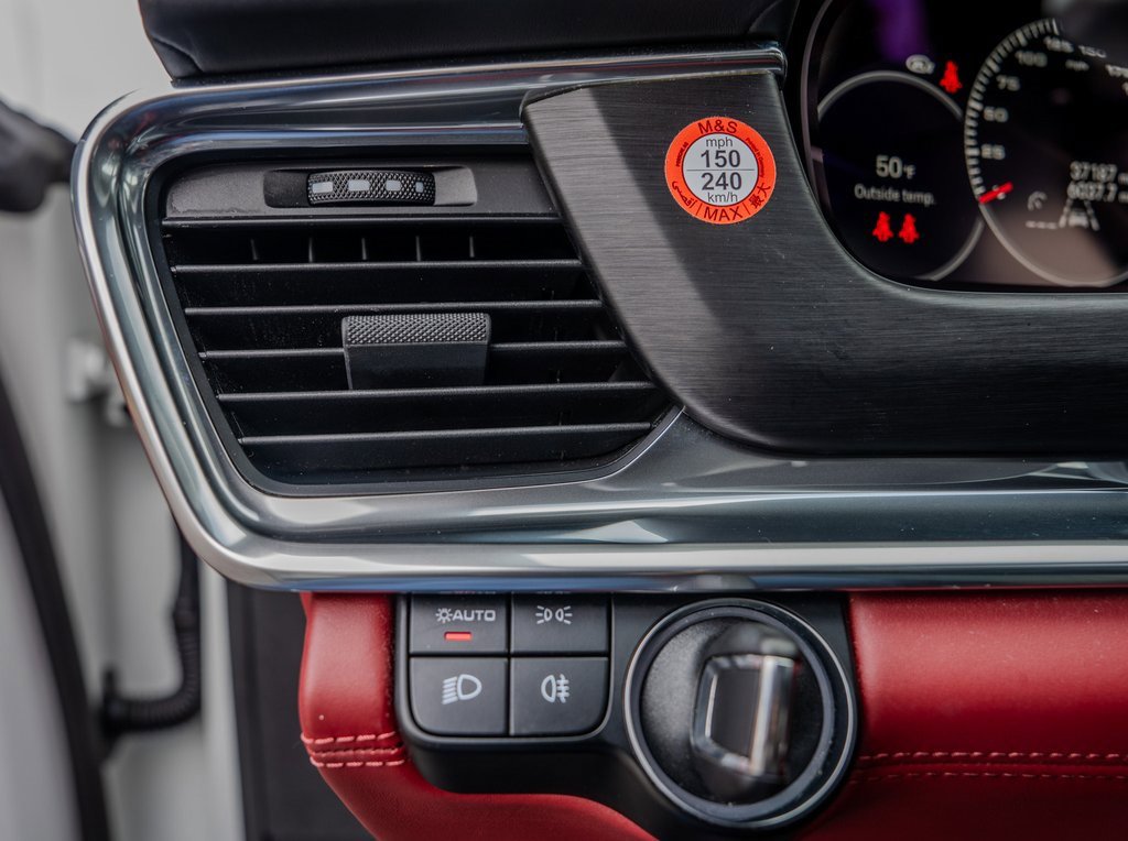 Used 2023 Porsche Panamera Platinum Edition image 8