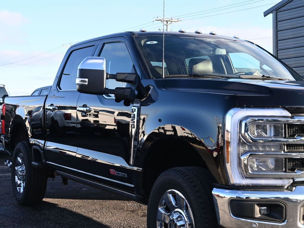 Used 2025 Ford F350 King Ranch w/ Chrome Package image 61