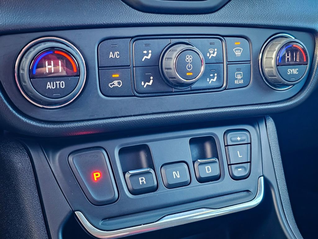 Used 2020 GMC Terrain SLE w/ Driver Convenience Package image 24