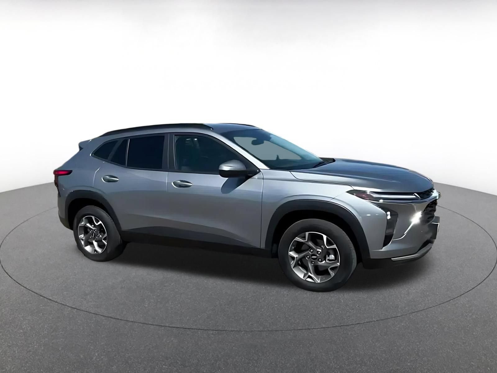 Used 2025 Chevrolet Trax LT FWD video 2