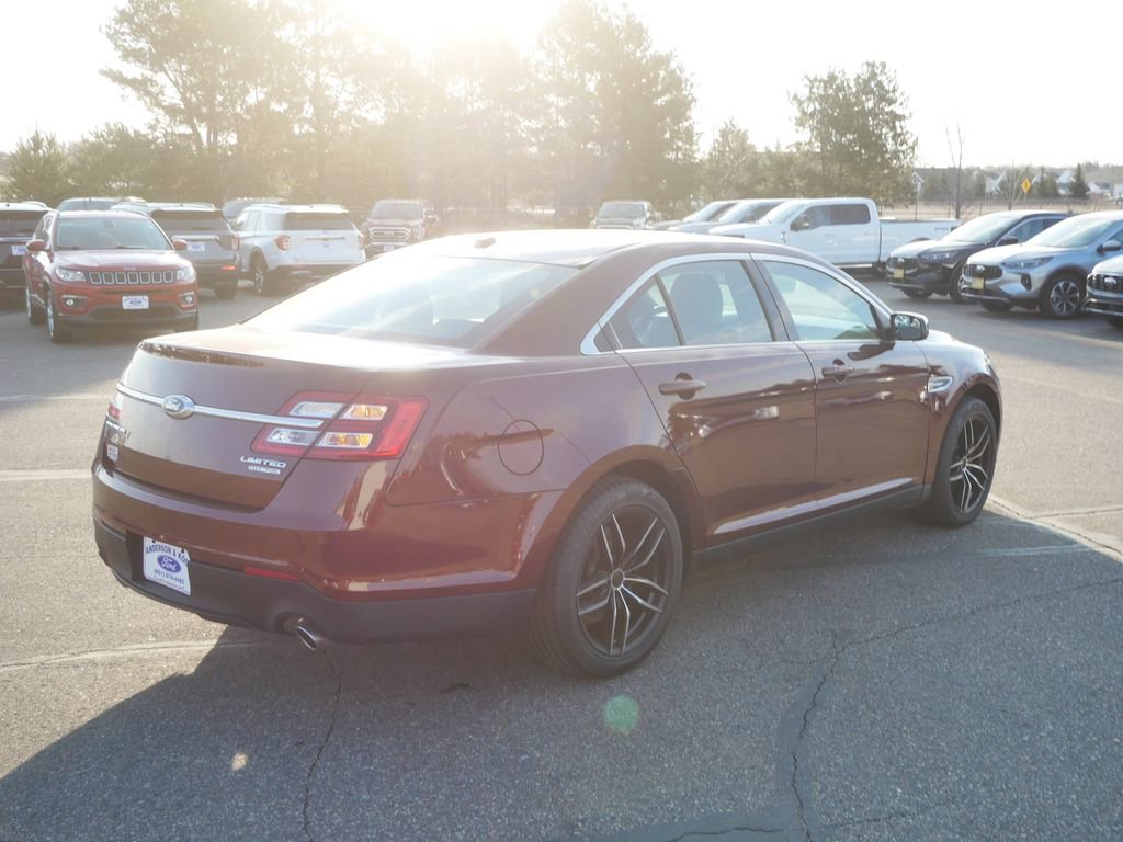 Used 2015 Ford Taurus Limited image 5
