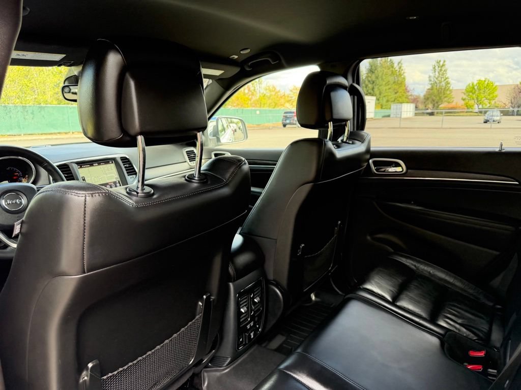 Used 2018 Jeep Grand Cherokee Limited w/ Trailer Tow Group IV AWD/4WD image 31