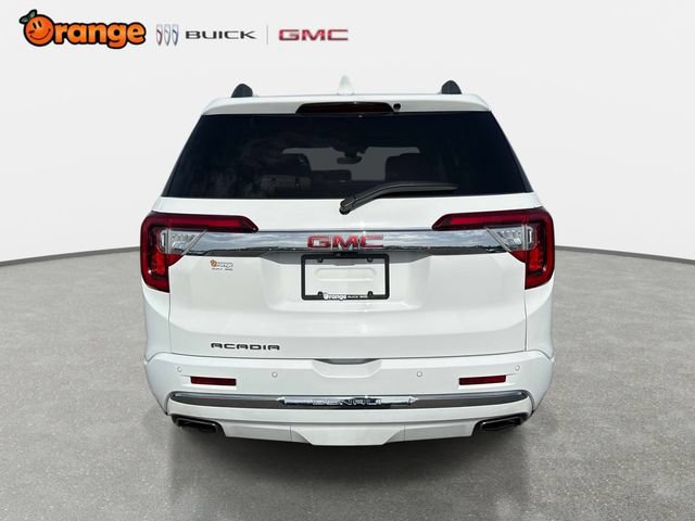 Used 2023 GMC Acadia Denali w/ Denali Ultimate Package FWD image 4