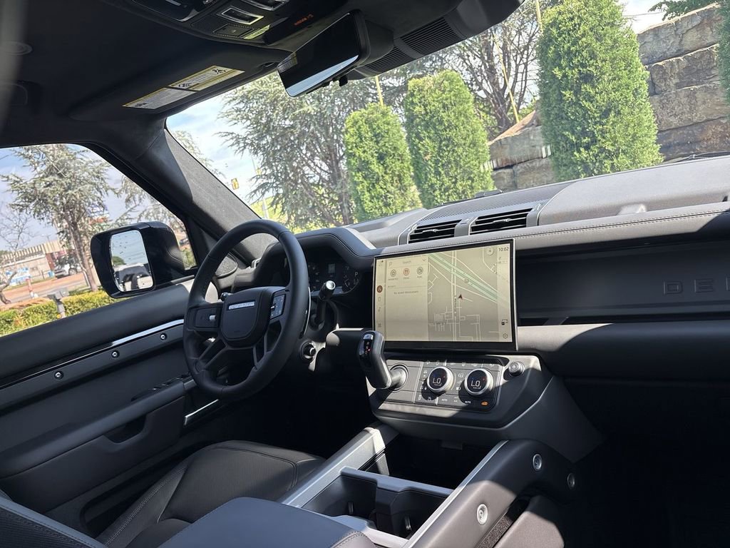 New 2026 Land Rover Defender 130 V8 AWD/4WD image 14