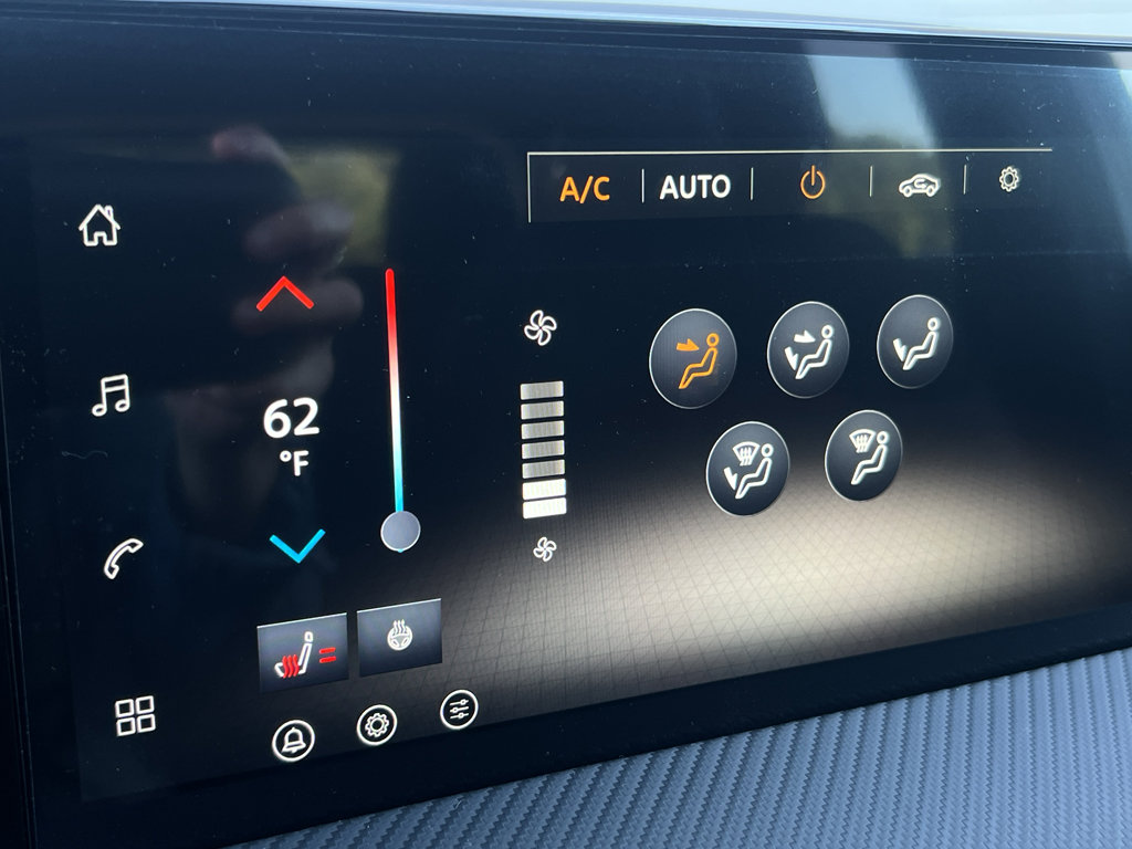 New 2026 Nissan Kicks SR w/ SR Premium Package image 28