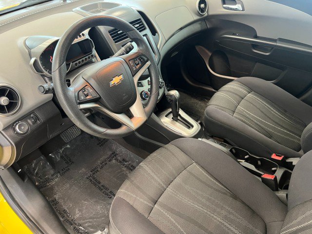 Used 2015 Chevrolet Sonic LT w/ LT Promotional Package FWD image 11