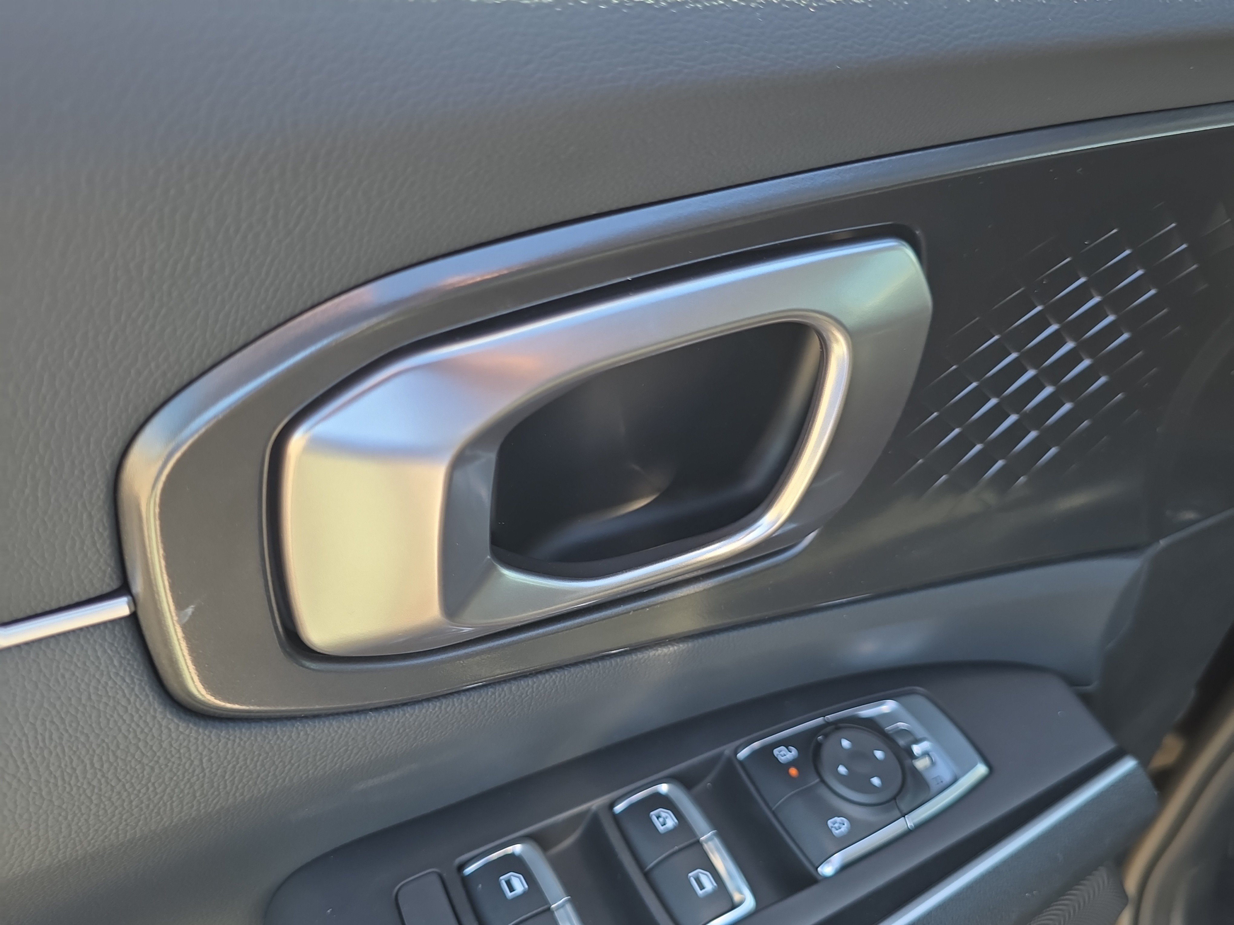 New 2026 Kia Sorento LX FWD image 18