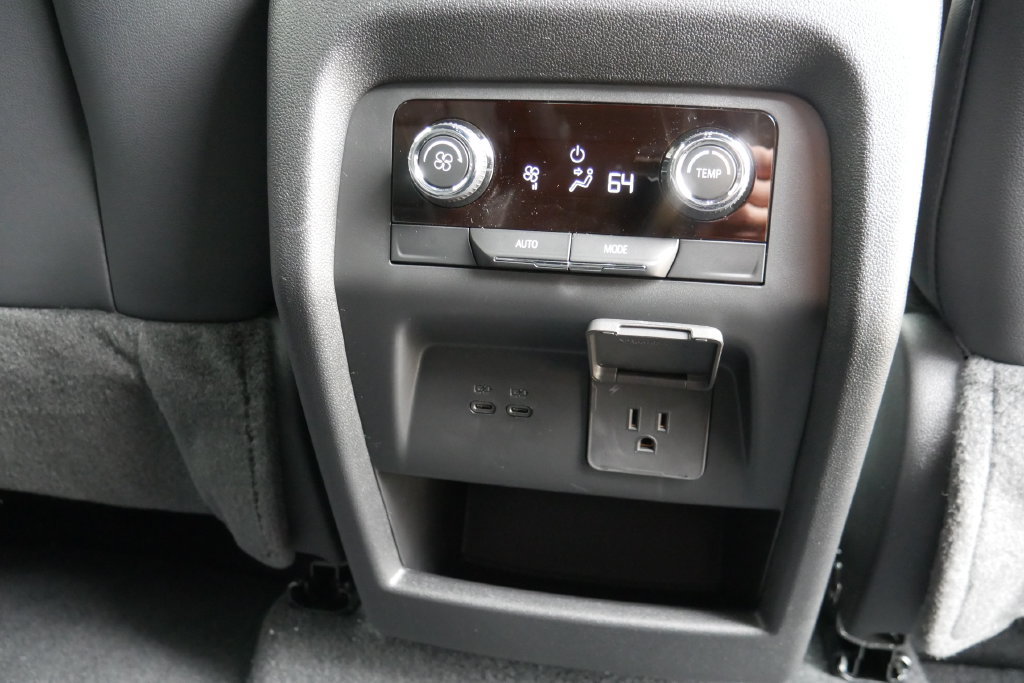 New 2027 Chevrolet Traverse LT w/ Enhanced Driving Package AWD/4WD image 16