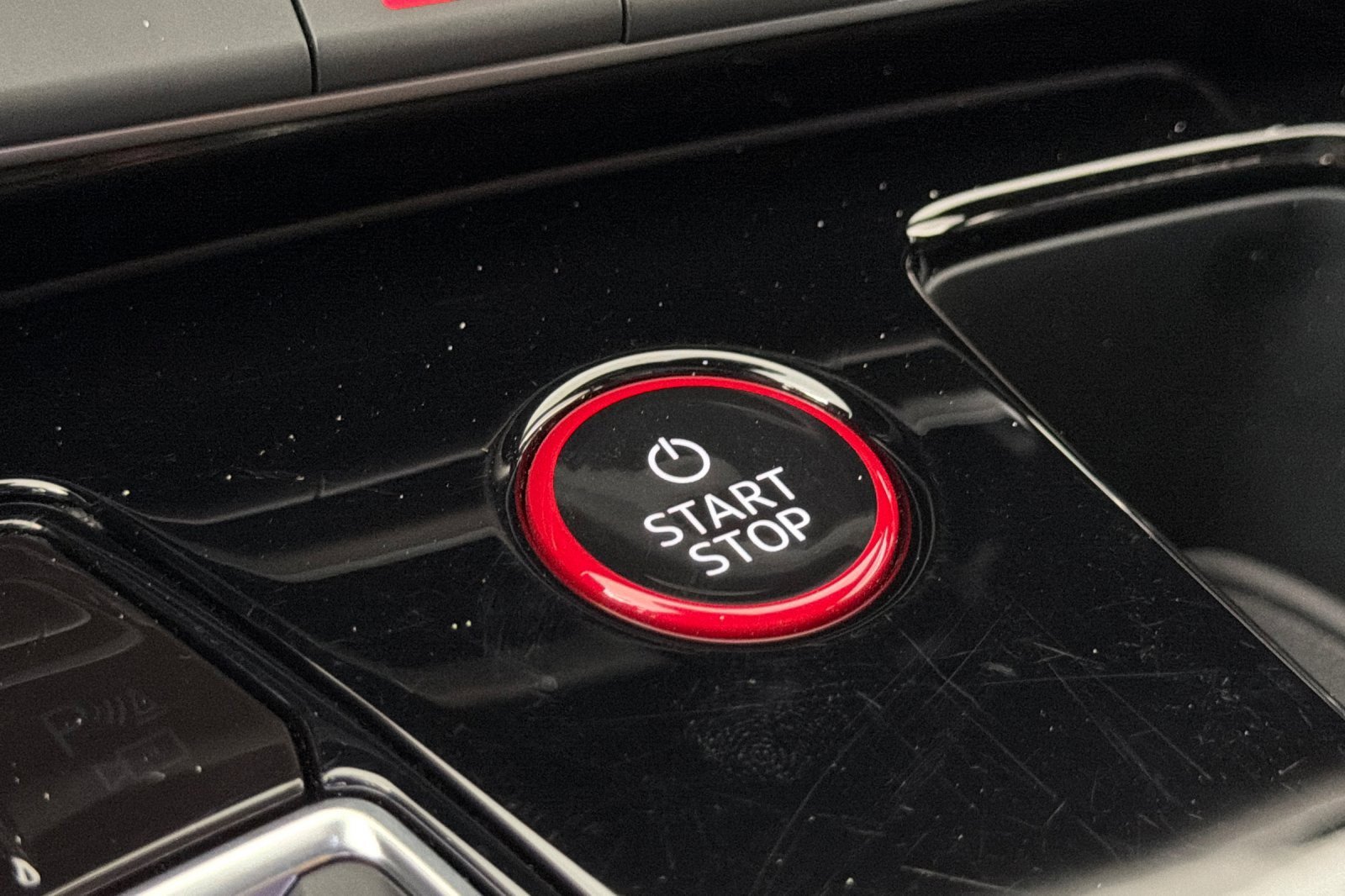 Used 2024 Audi e-tron GT Prestige w/ Prestige Package image 21