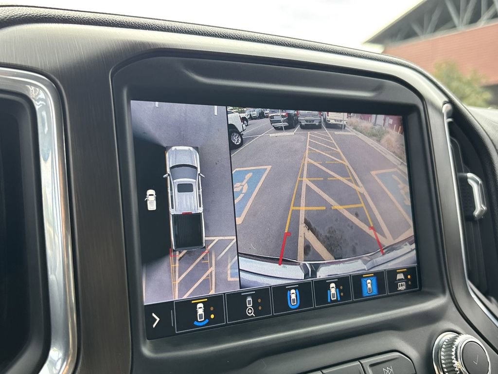 Used 2022 GMC Sierra 1500 AT4 w/ AT4 Premium Package image 15