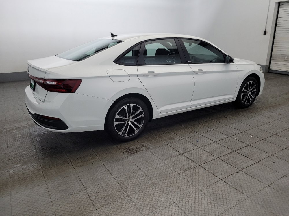 Used 2025 Volkswagen Jetta Sport FWD image 10