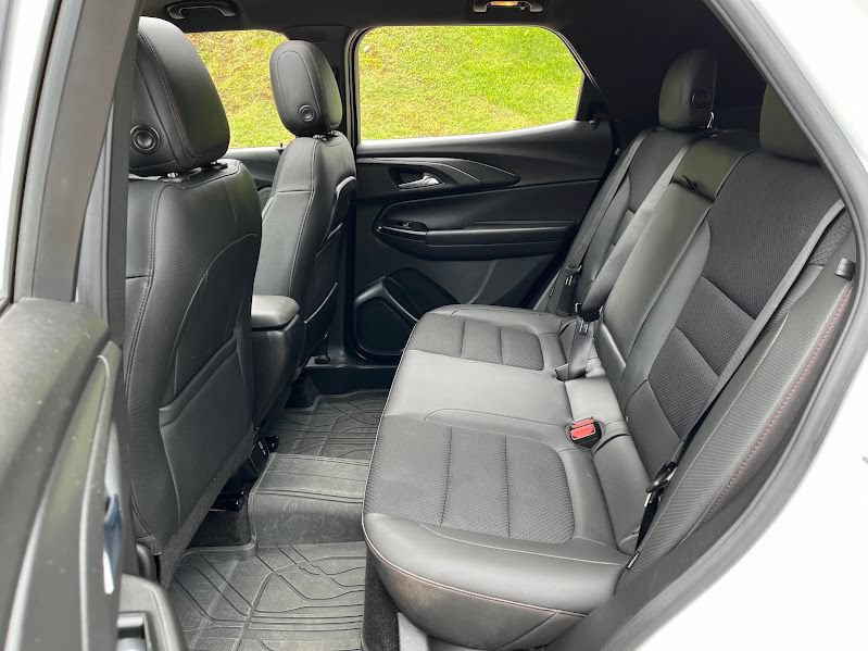 Used 2021 Chevrolet TrailBlazer RS w/ Sun and Liftgate Package AWD/4WD image 41