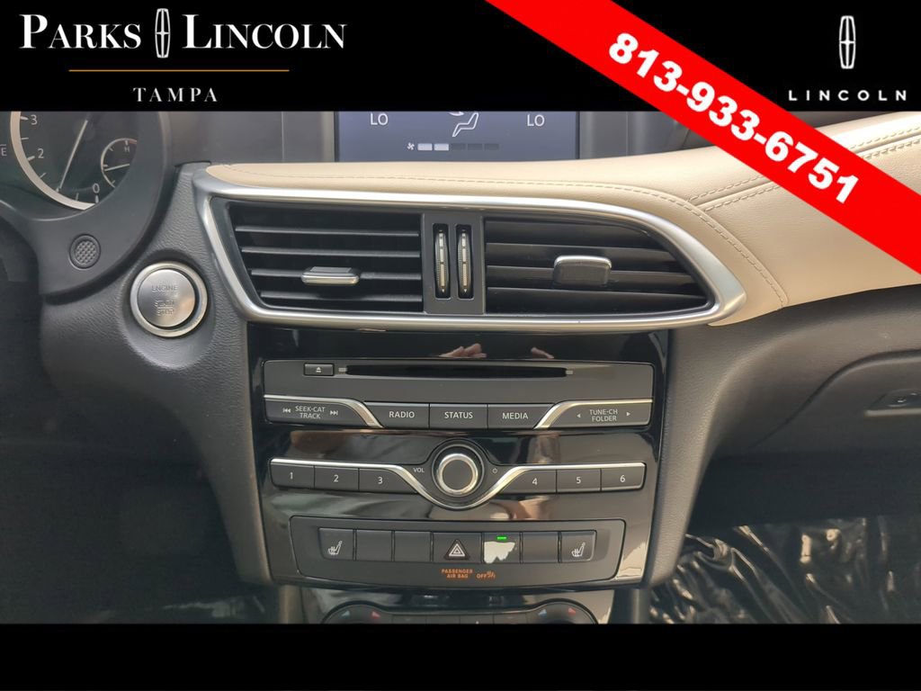 Used 2018 INFINITI QX30 image 22