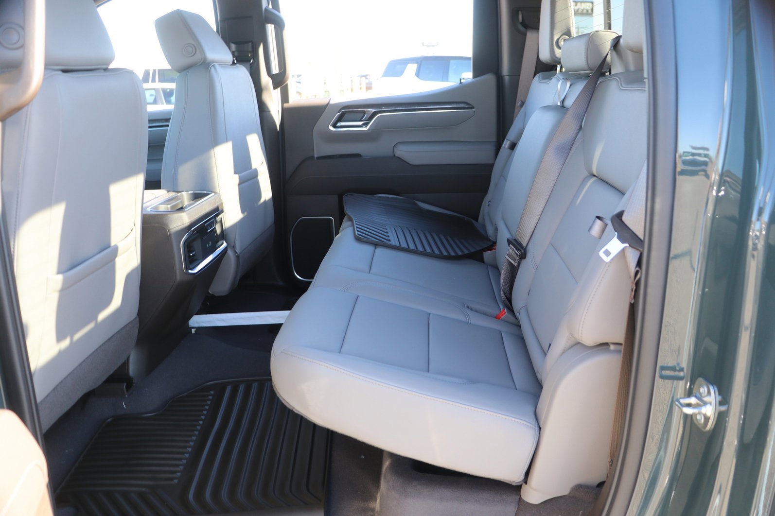 New 2026 Chevrolet Silverado 1500 LTZ w/ LTZ Convenience Package II image 28