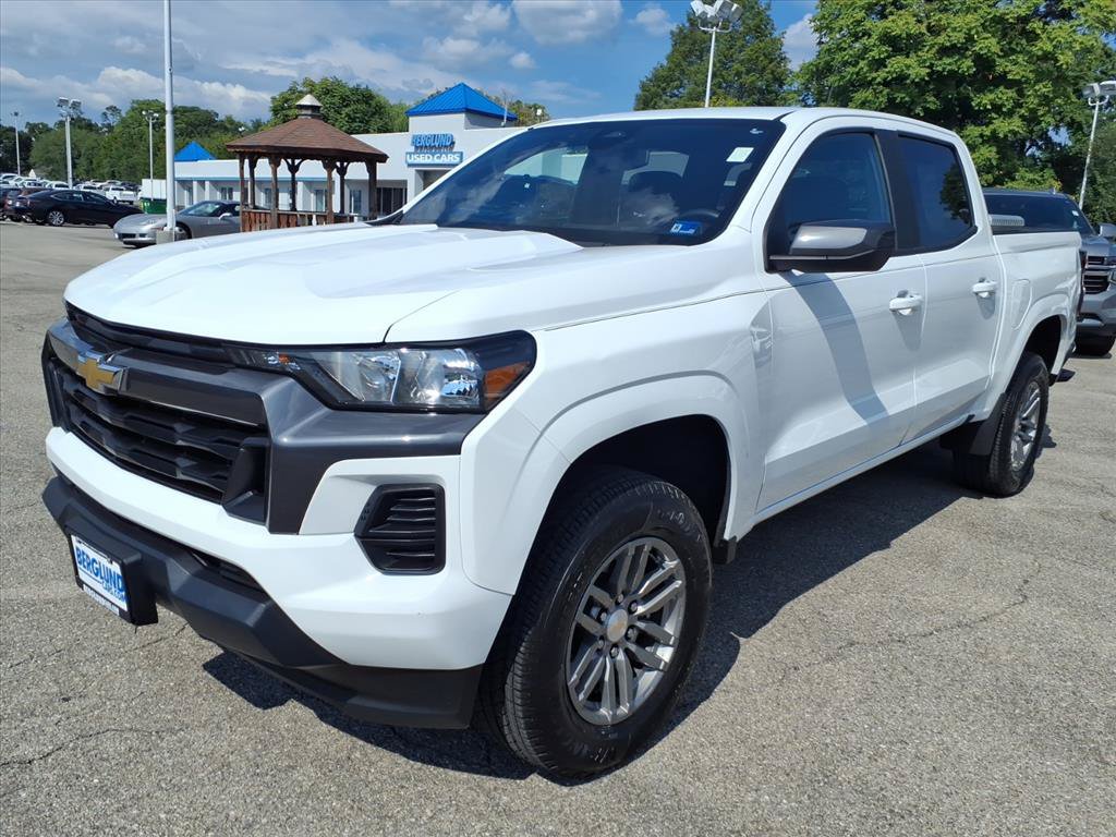 Certified 2023 Chevrolet Colorado LT AWD/4WD image 8