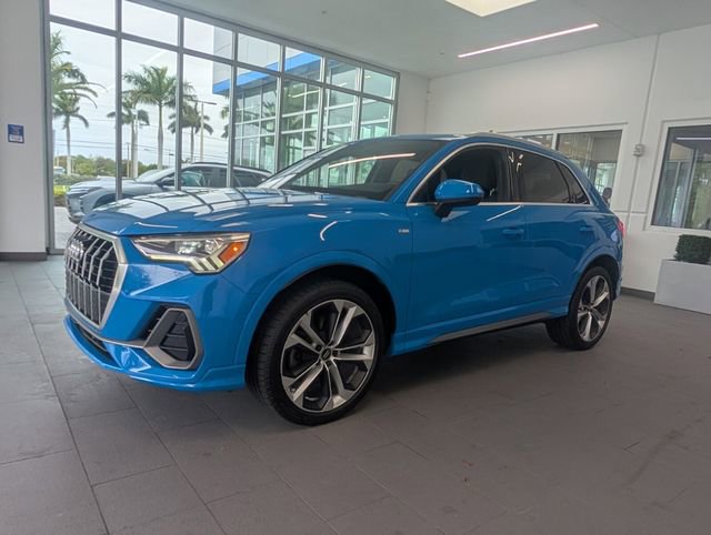 Used 2019 Audi Q3 2.0T Premium Plus image 3