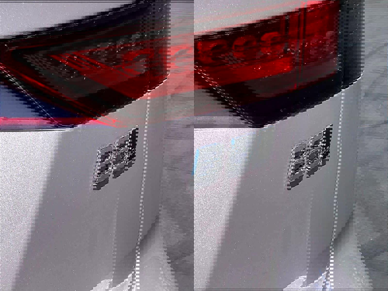 New 2026 Volvo V60 B5 Cross Country Ultra image 26