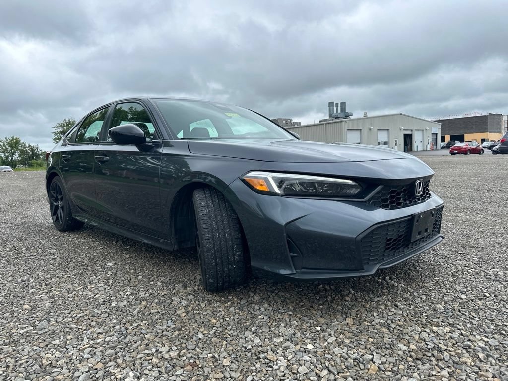 Used 2025 Honda Civic Sport image 10