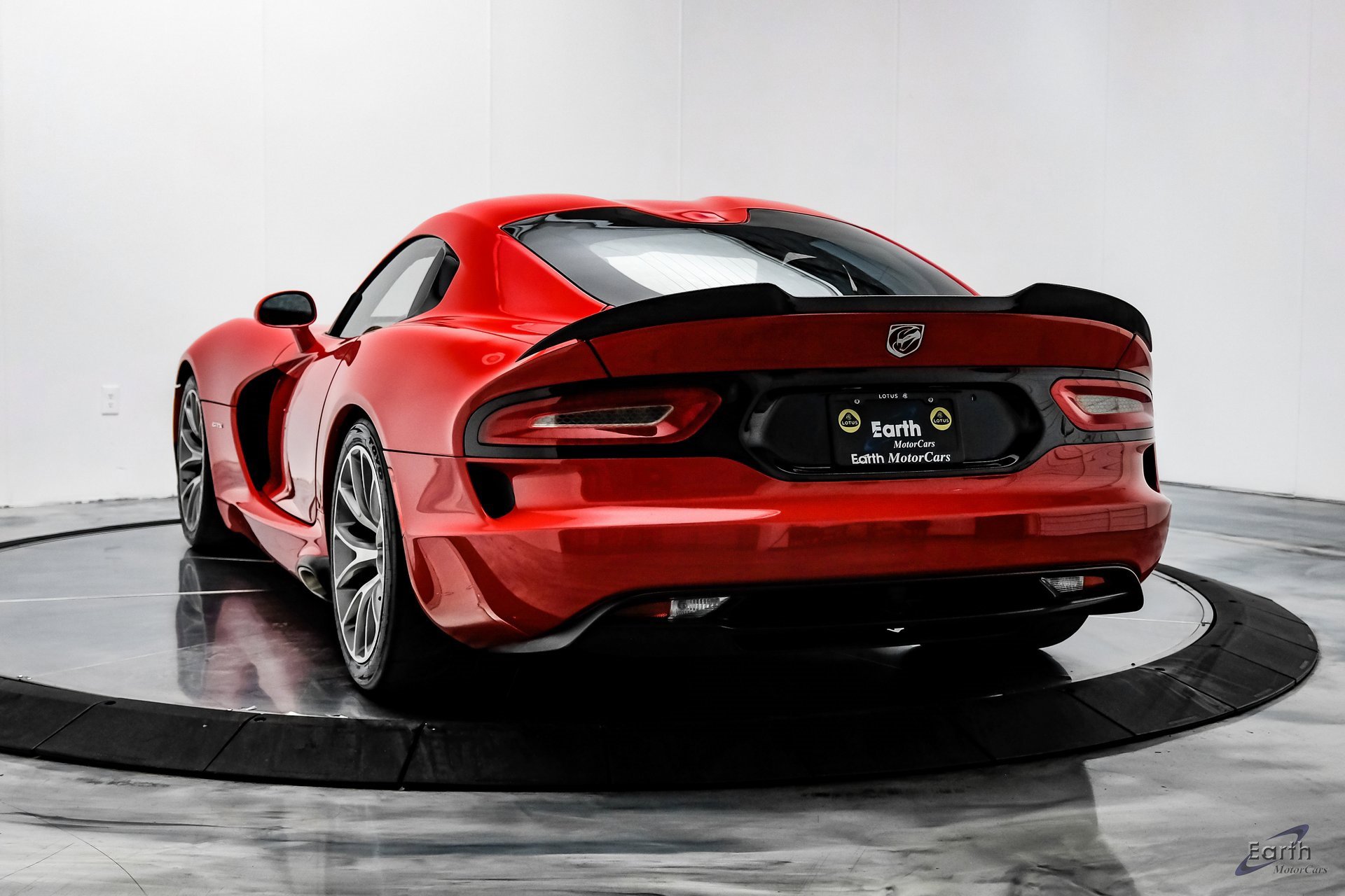 Used 2014 SRT Viper GTS w/ GTS Laguna Interior Package image 9