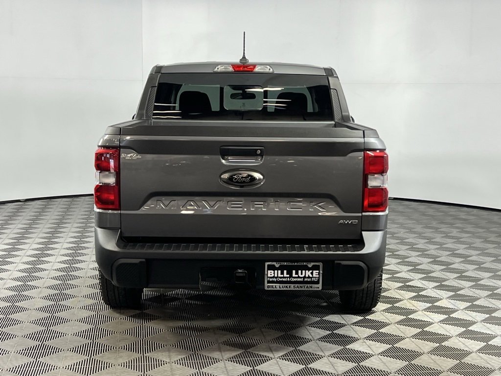 Used 2023 Ford Maverick Lariat w/ Lariat Luxury Package image 12