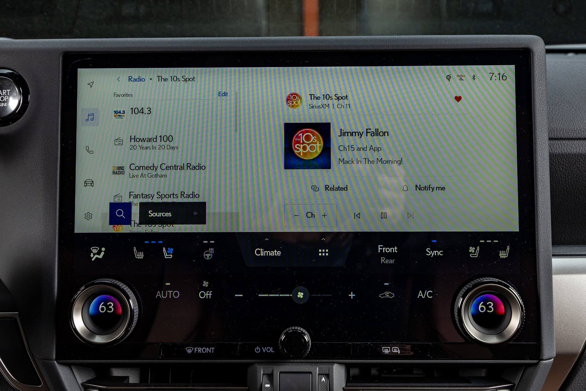 Used 2025 Lexus GX 550 w/ Accessory Package (2T) image 25