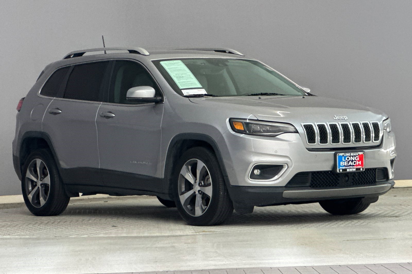 Used 2019 Jeep Cherokee Limited w/ Technology Group image 7
