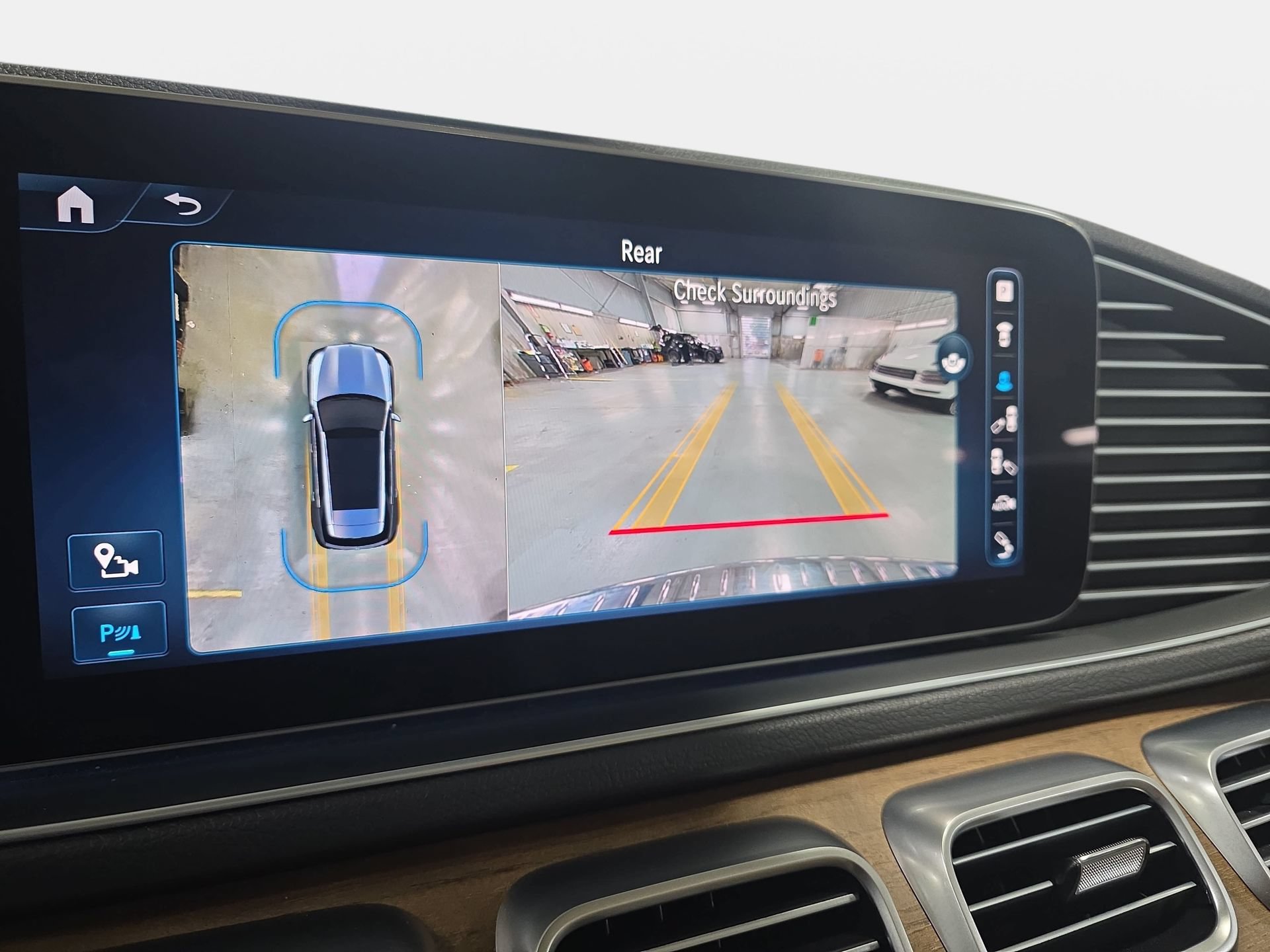 Certified 2024 Mercedes-Benz GLE 450 4MATIC image 23