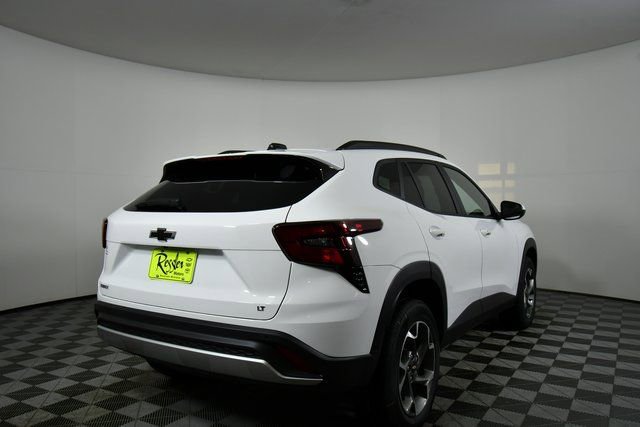 New 2026 Chevrolet Trax LT w/ Driver Confidence Package image 11