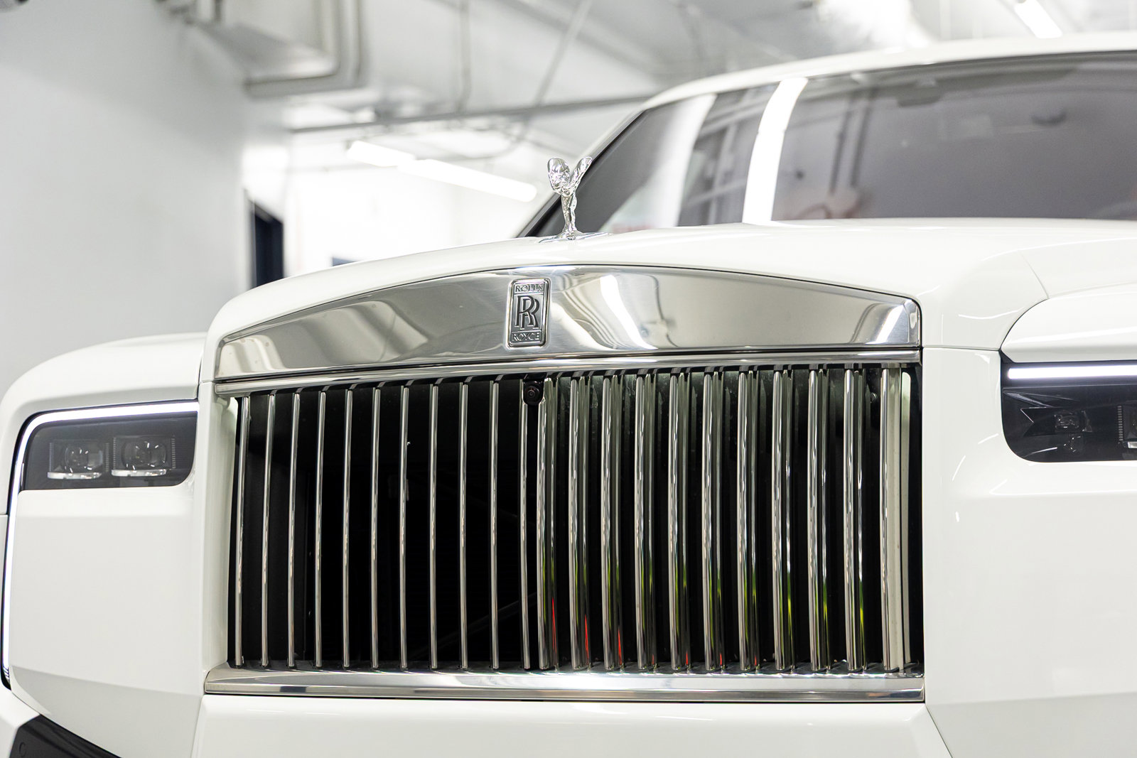 New 2026 Rolls-Royce Cullinan image 9